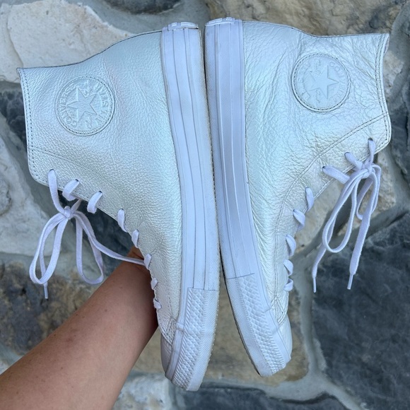Converse All Star Chuck Taylor High Top Sneakers Women 11 Men 9 White Iridescent - Picture 3 of 10